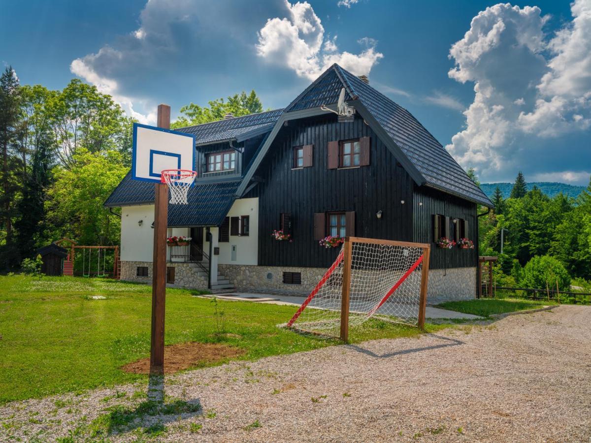 بليتفيكا سيلو Plitvica River House المظهر الخارجي الصورة